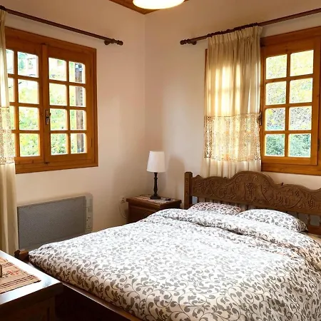 Mountain House, Peloponnese Apartmán Mánna