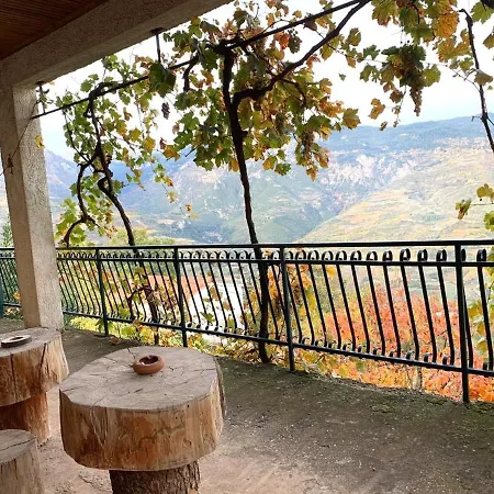 Mountain House, Peloponnese * Manna